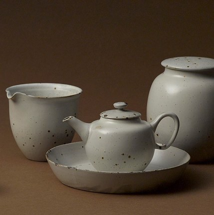 陶作坊 圆茶盘-岫白 陶作坊 圆茶盘-岫白